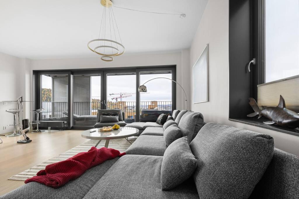 Modern 3Bed Room Sea View Apartment @ Oslo Barcode Zewnętrze zdjęcie